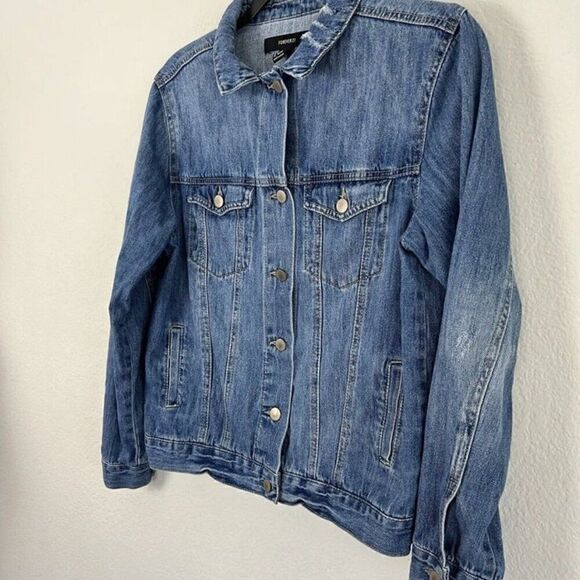 Forever 21 Oversized Jean Jacket Blue Denim Relaxed Boyfriend Coat Size Small - Picture 6 of 9